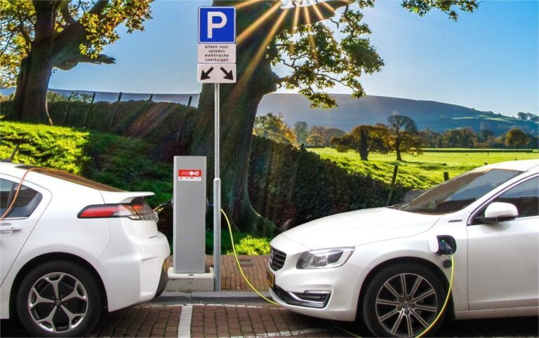 Why Gas Cars Are Better Than Electric Cars