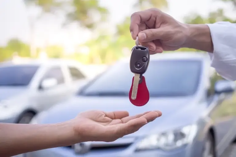 Should You Sell Your Car Privately or Trade It In?